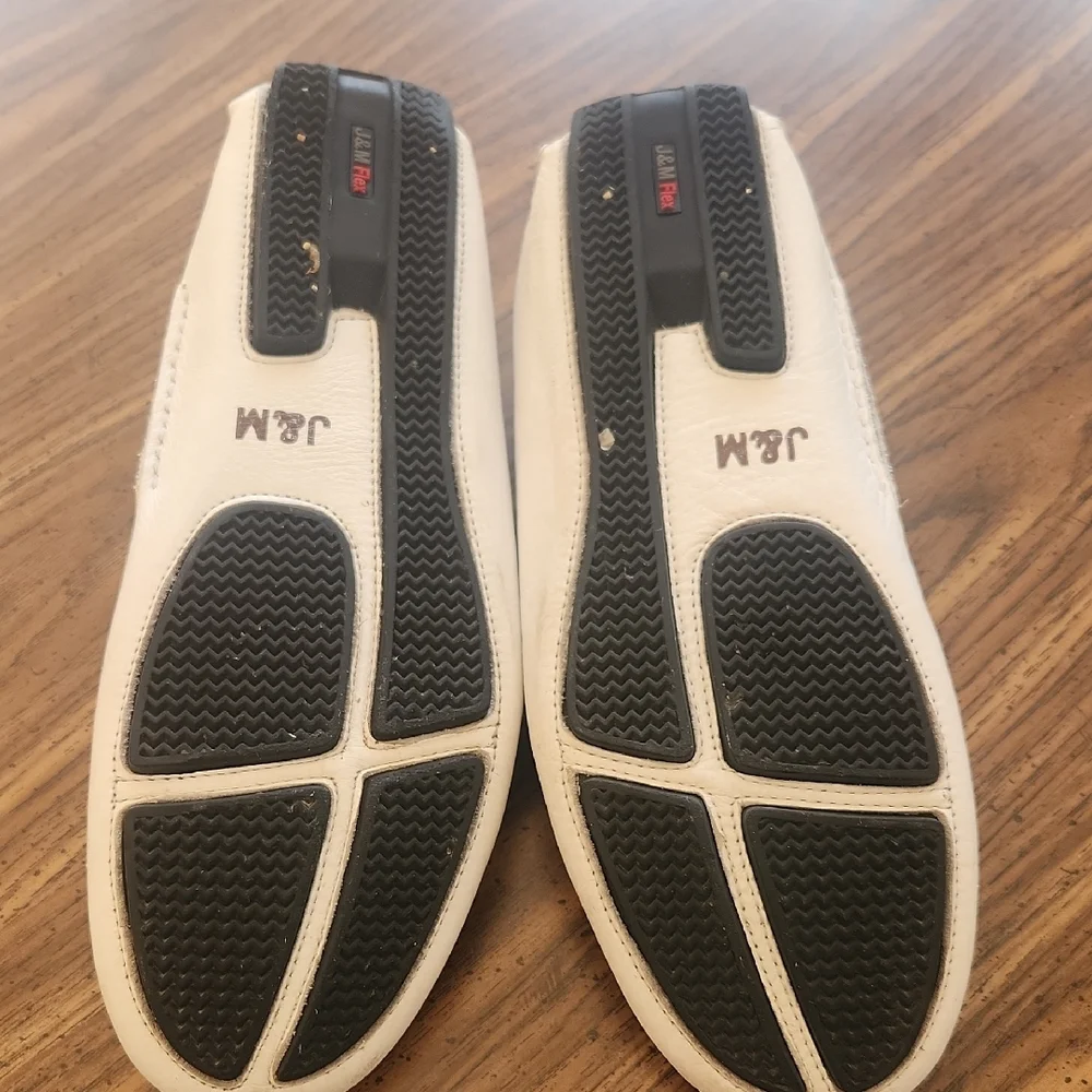SALE-Mens Johnston & Murphy Color is an OFF WHITE, looks like Leather, Slip-Ons